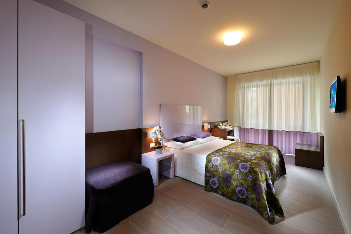 Hotel Luciana Bibione Exteriör bild