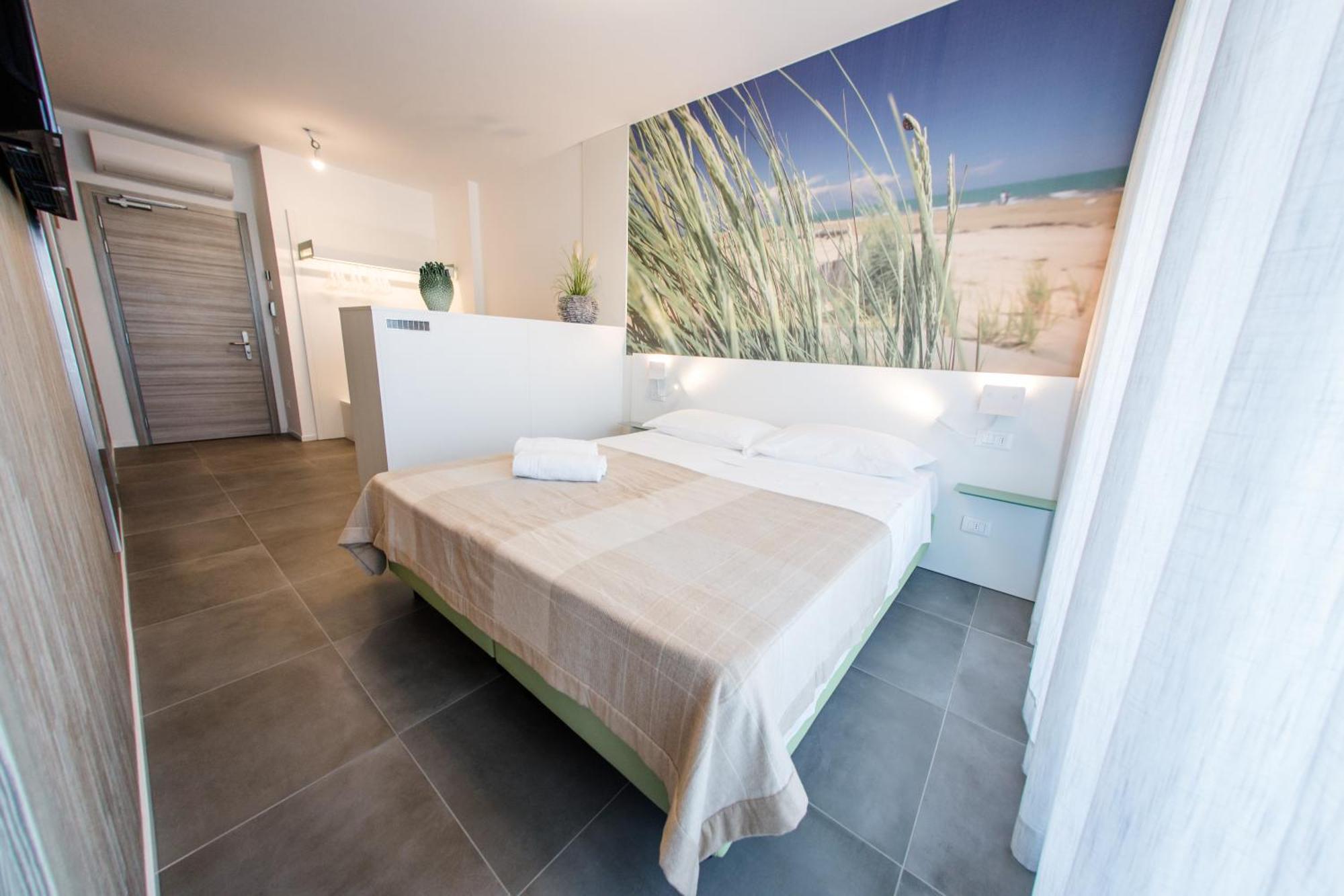 Hotel Luciana Bibione Exteriör bild