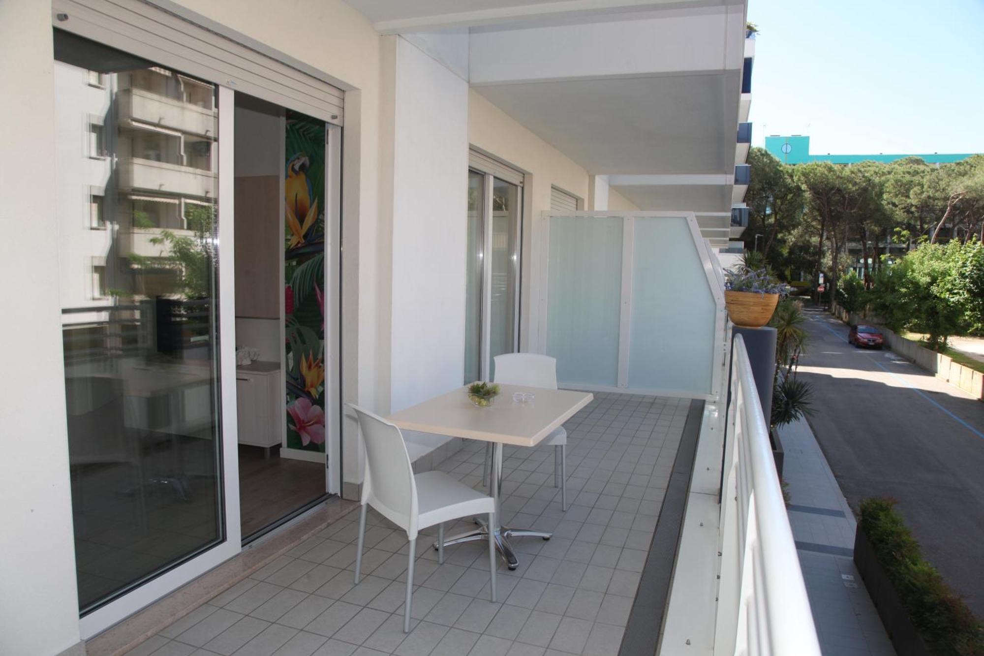 Hotel Luciana Bibione Exteriör bild