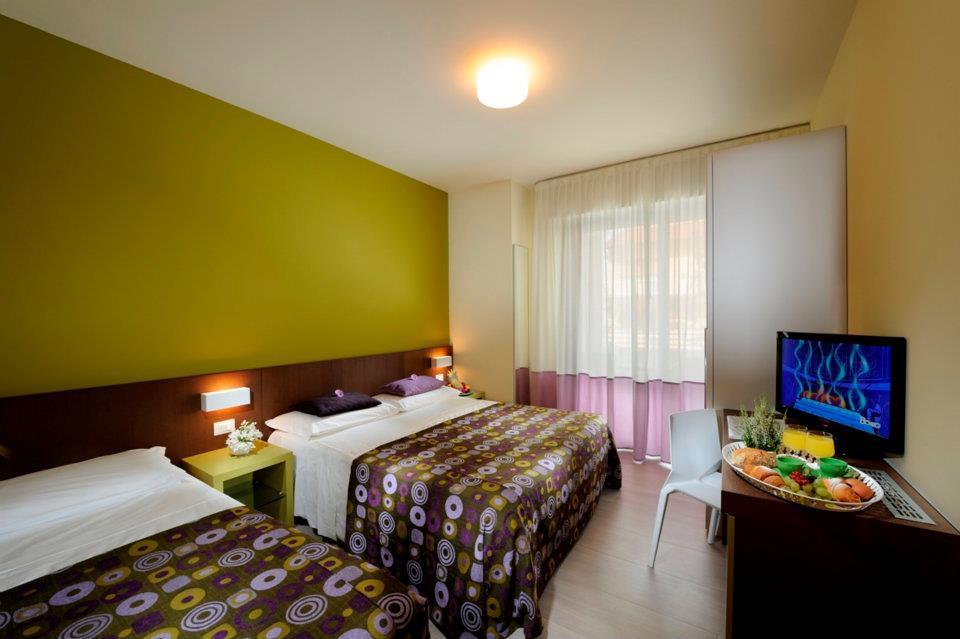 Hotel Luciana Bibione Exteriör bild