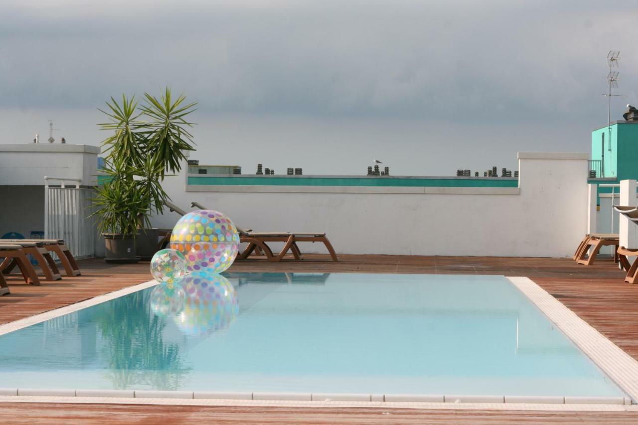 Hotel Luciana Bibione Exteriör bild